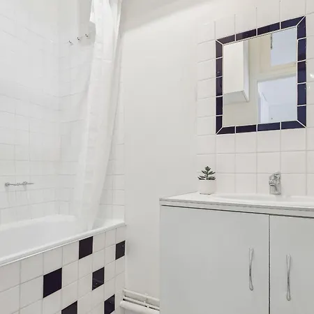 Pantheon & Latin Quarter - Cityapartmentstay パリ